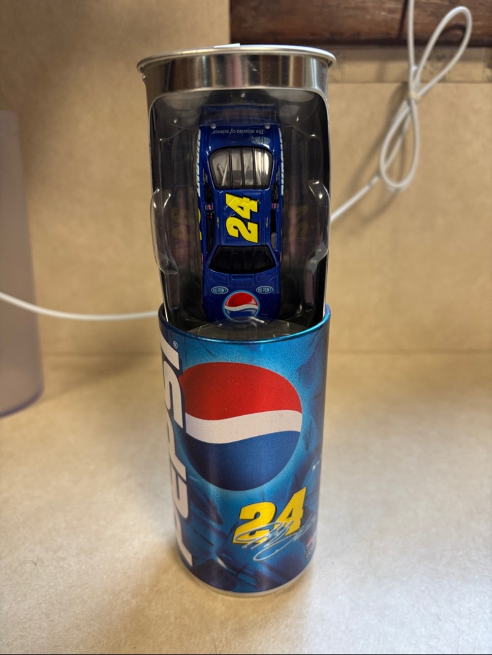 Jeff Gordon #24 DuPont Pepsi Talladega 2002 MC Action 64th Diecast in Pepsi Can